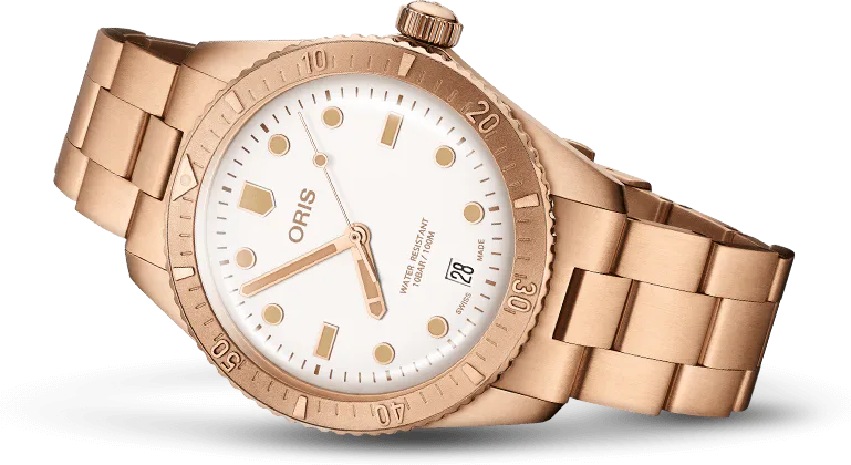 Divers Sixty‑Five Date
