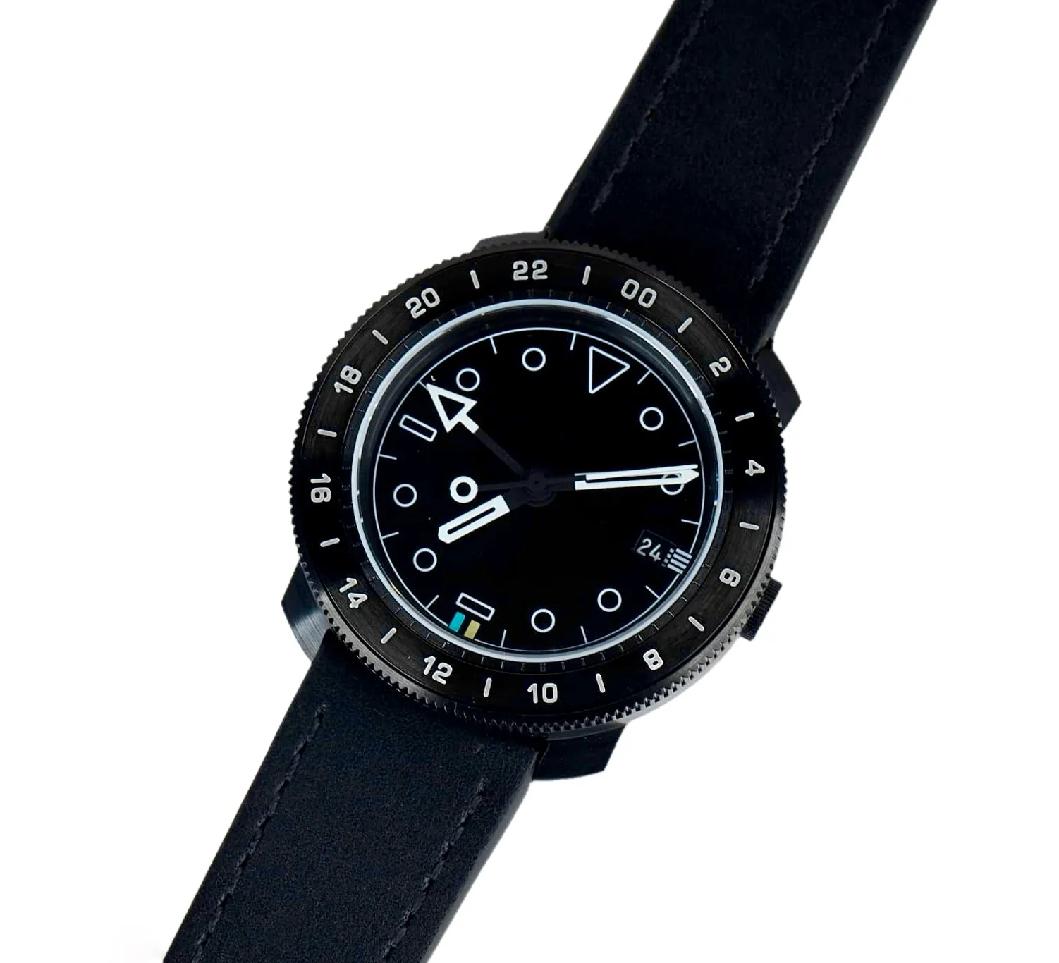 AndoAndoAndo AndoAndoAndo x Minimal Wear Ref.22-00 Limited Edition