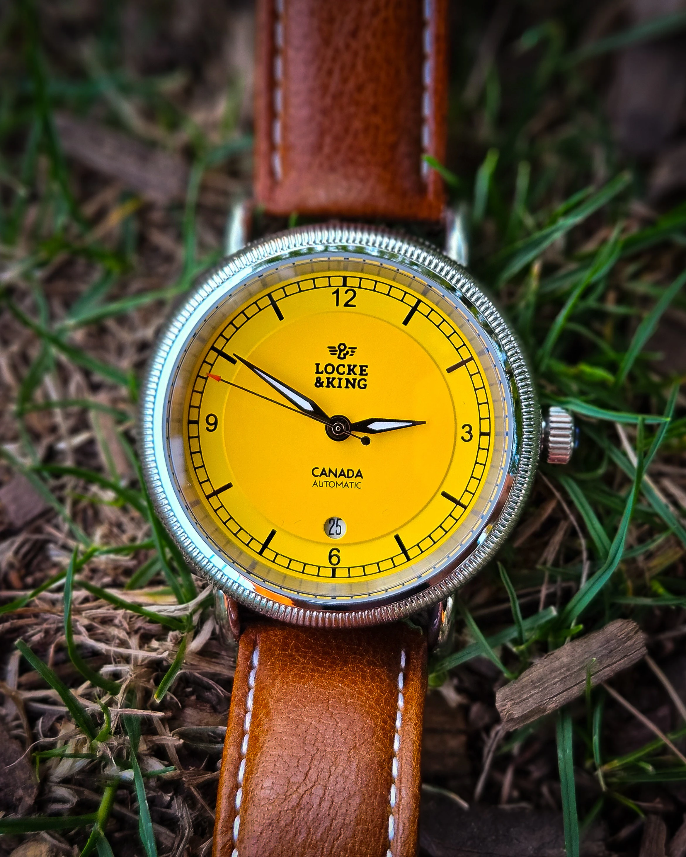 Locke & King The James - Resilient Dandelion Yellow