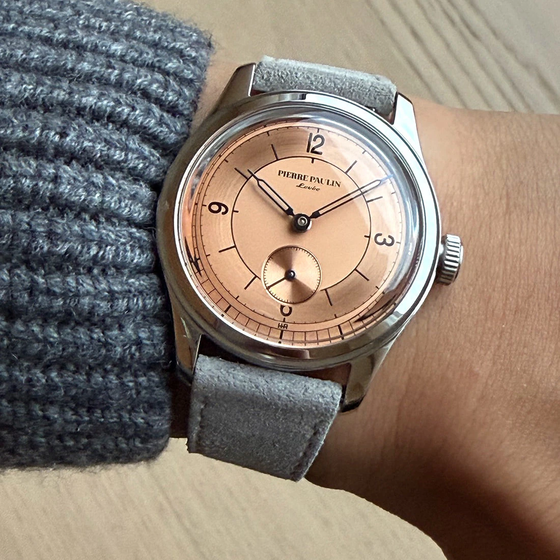 Merkur Pierre Paulin Sector Salmon