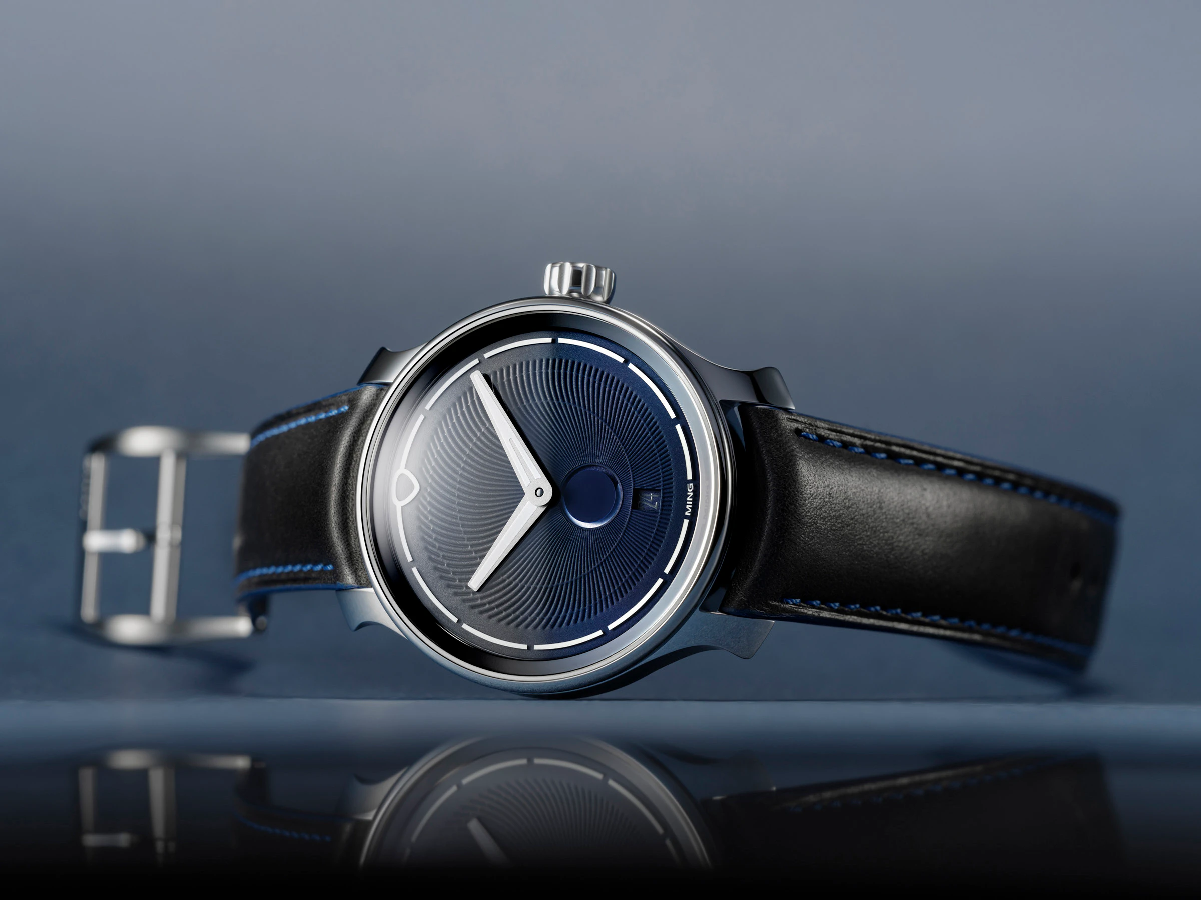 Ming 37.05 Moonphase