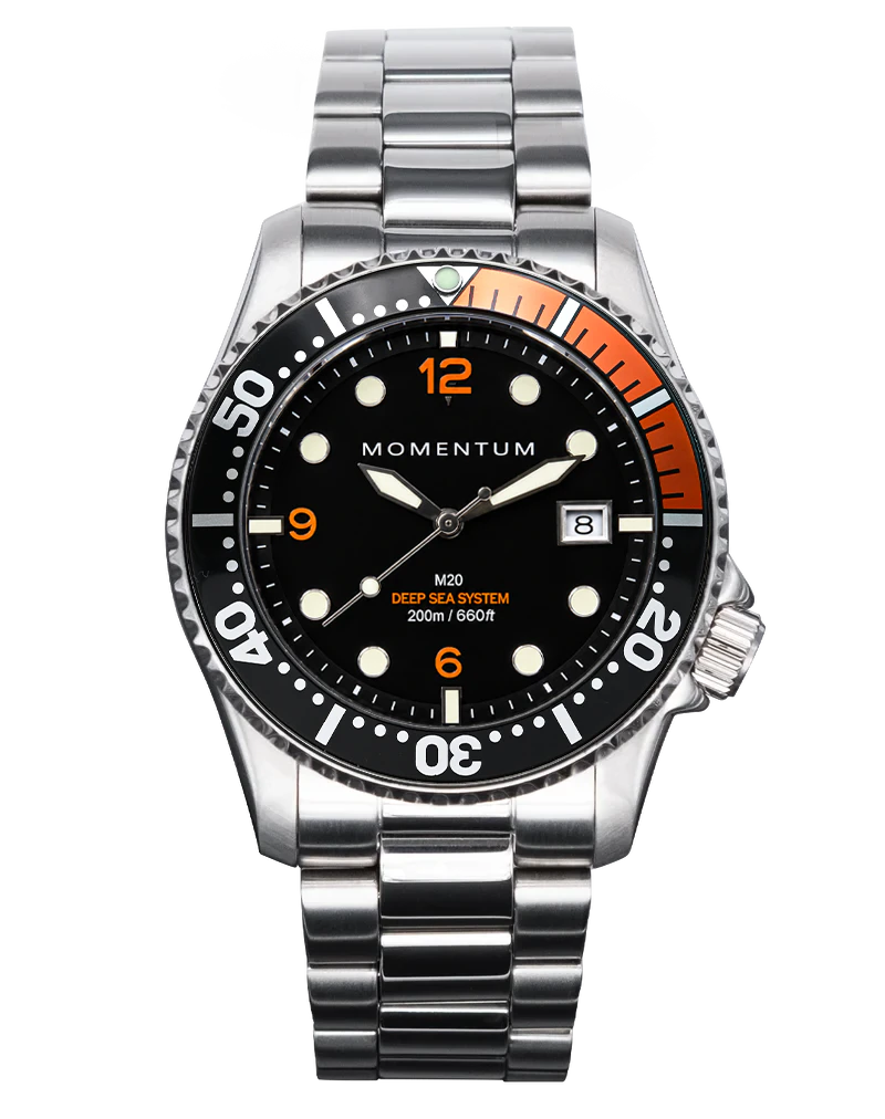 Momentum M20 DSS Diver