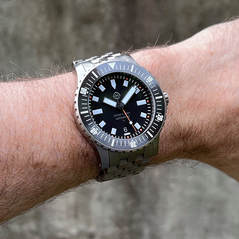 HELM Vanuatu Titanium